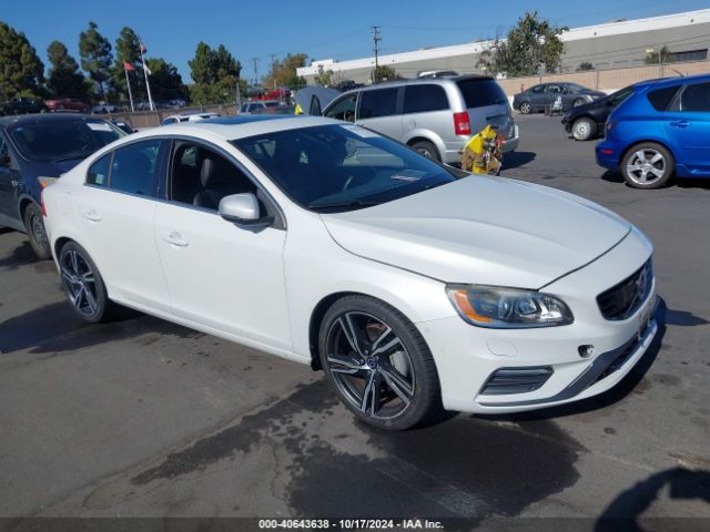 VOLVO S60 2017 yv149mts6h2435367