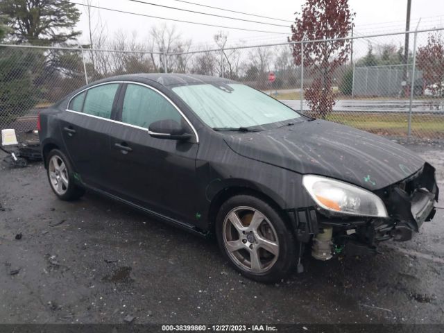 VOLVO S60 2013 yv1612fh8d1215183