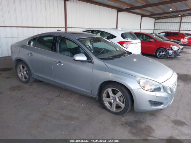 VOLVO S60 2013 yv1612fs0d2192388