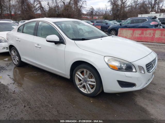 VOLVO S60 2013 yv1612fs0d2200036