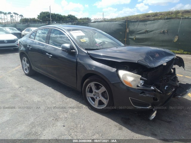 VOLVO S60 2013 yv1612fs2d1212808