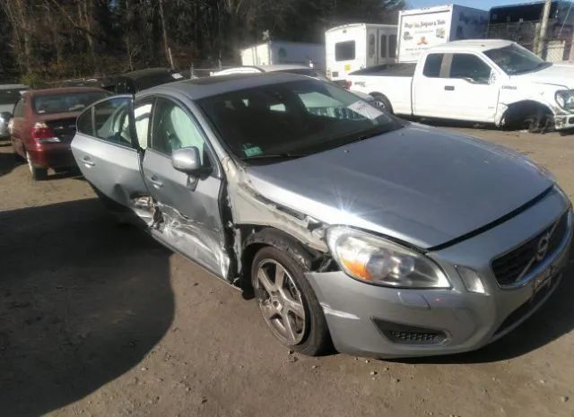 VOLVO S60 2013 yv1612fs2d1218303