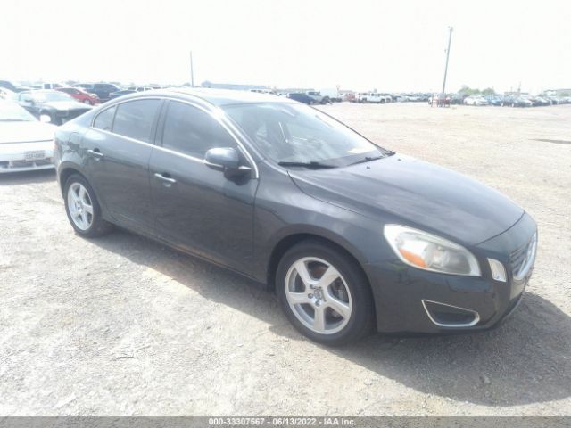 VOLVO S60 2013 yv1612fs2d2201771