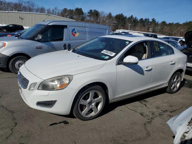 VOLVO S60 2013 yv1612fs2d2202824