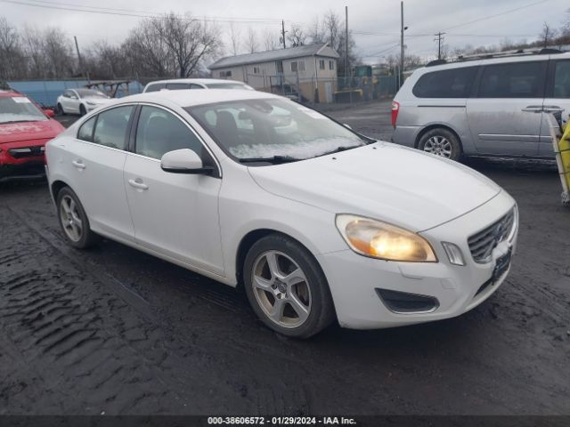 VOLVO S60 2013 yv1612fs3d1218083