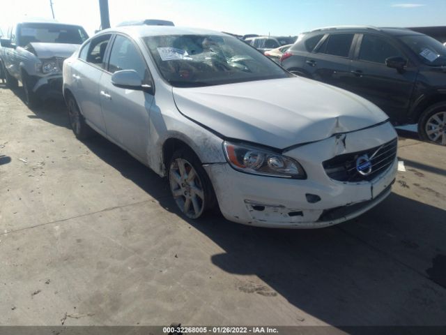 VOLVO S60 2014 yv1612fs3e2277954