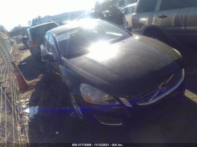 VOLVO S60 2013 yv1612fs5d2222629