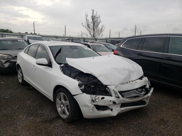 VOLVO S60 2013 yv1612fs6d1220880