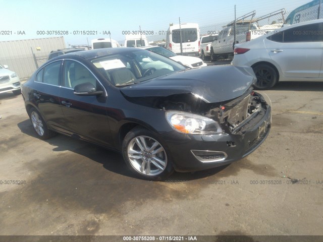 VOLVO S60 2013 yv1612fs6d2205614