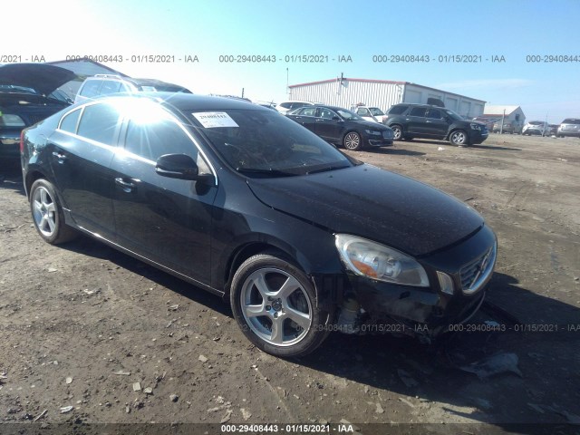 VOLVO S60 2013 yv1612fs7d1215395