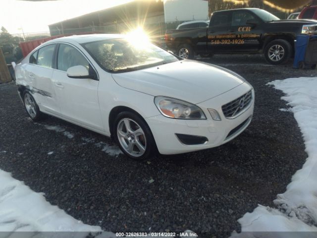 VOLVO S60 2013 yv1612fs7d1228096