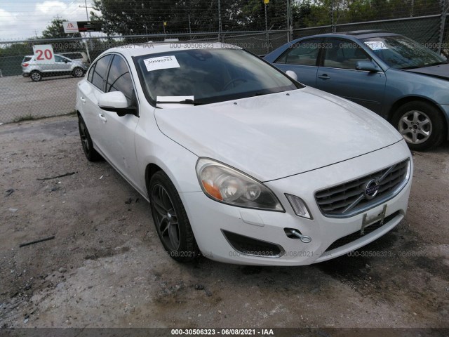 VOLVO S60 2013 yv1612fs7d2207601