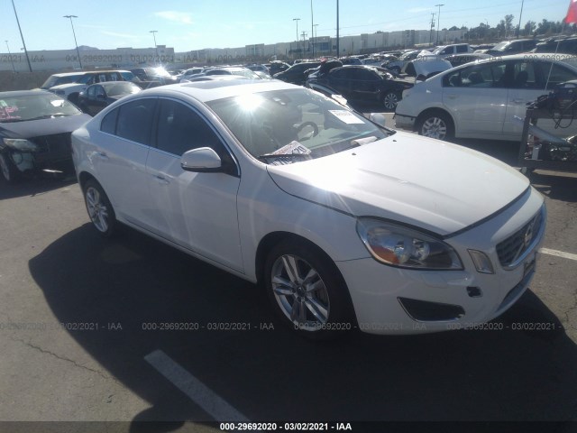 VOLVO S60 2013 yv1612fs7d2221711