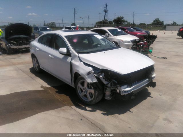 VOLVO S60 2013 yv1612fs8d1216703