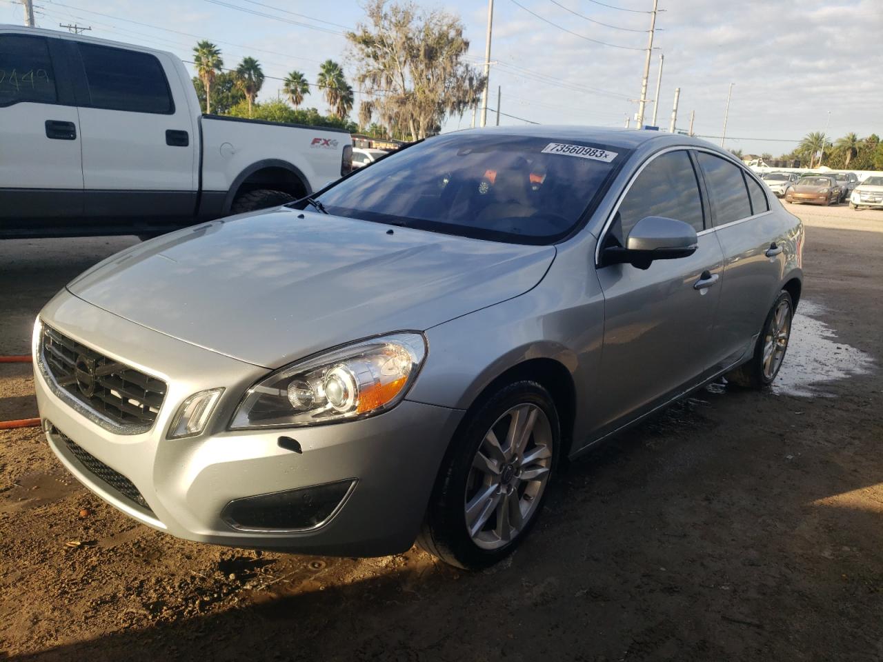 VOLVO S60 2013 yv1612fs8d2172406