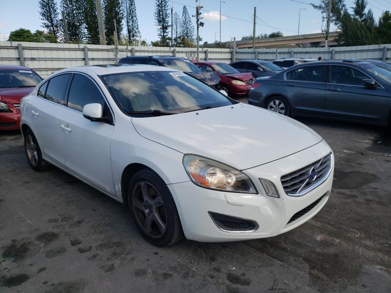 VOLVO S60 T5 2013 yv1612fs8d2181090