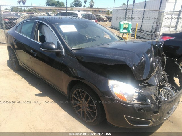 VOLVO S60 2013 yv1612fs9d2221113