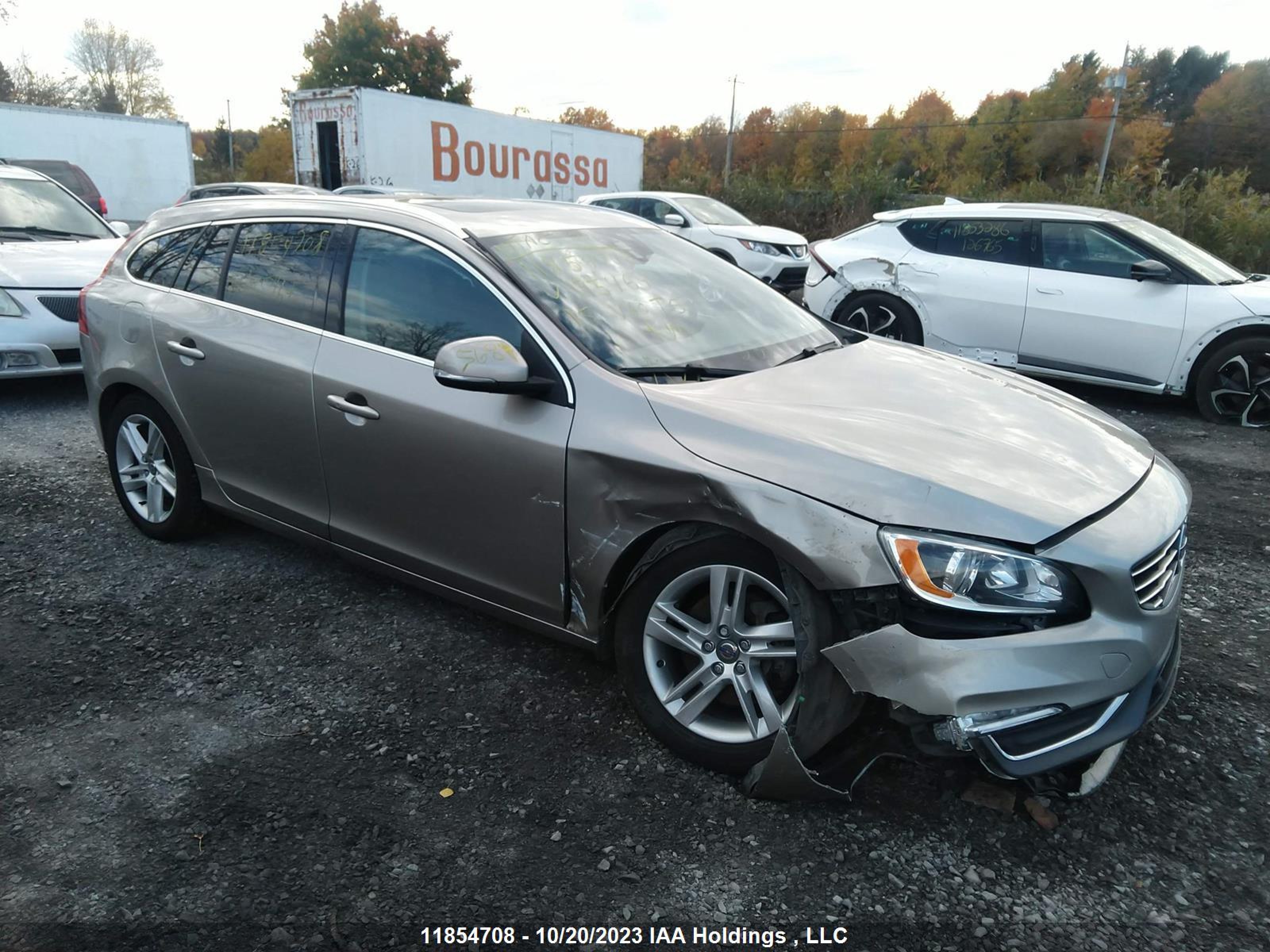 VOLVO V60 2015 yv1612sc6f1195464