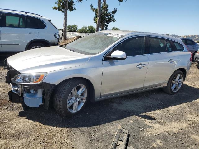 VOLVO V60 2015 yv1612sdxf1208709