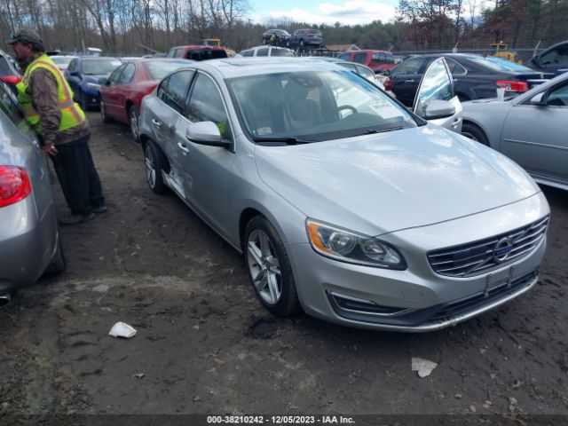 VOLVO S60 2015 yv1612td5f1305184