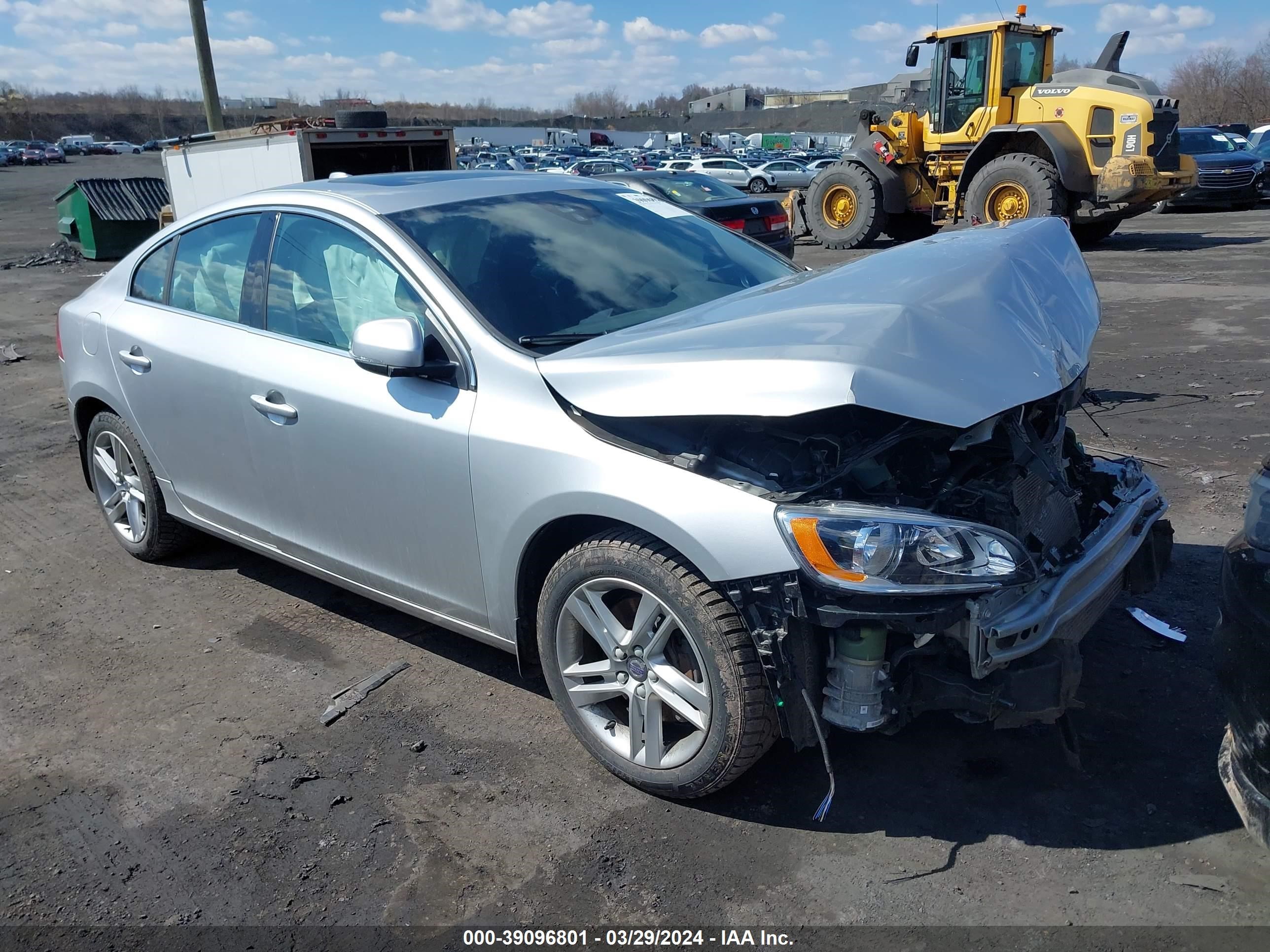 VOLVO S60 2015 yv1612tk0f2365172