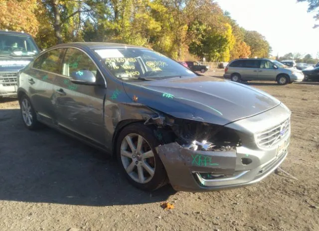 VOLVO S60 2016 yv1612tk1g2410587