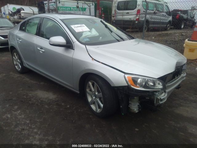 VOLVO S60 2016 yv1612tk4g2398063