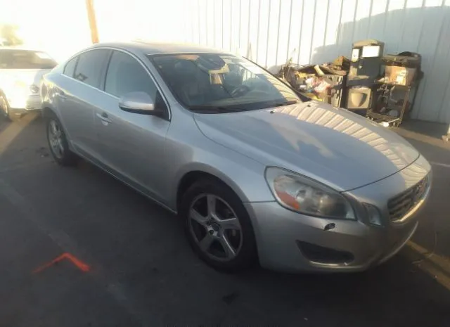 VOLVO S60 2012 yv1622fs0c2049601