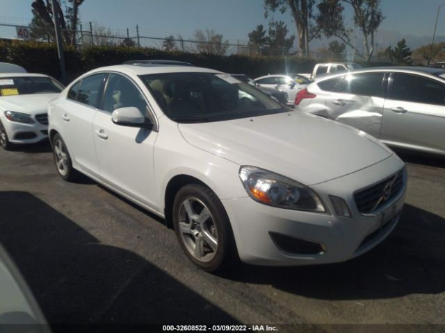 VOLVO S60 2012 yv1622fs0c2119310