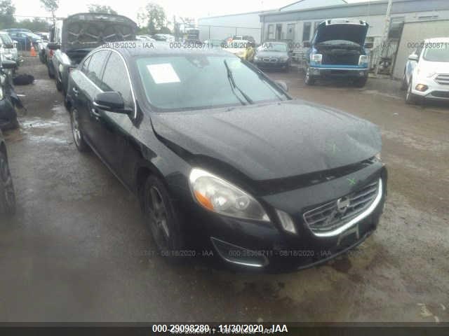 VOLVO S60 2012 yv1622fs0c2123289