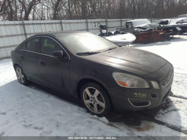 VOLVO S60 2012 yv1622fs2c2040656