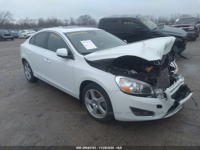 VOLVO S60 2012 yv1622fs2c2114559