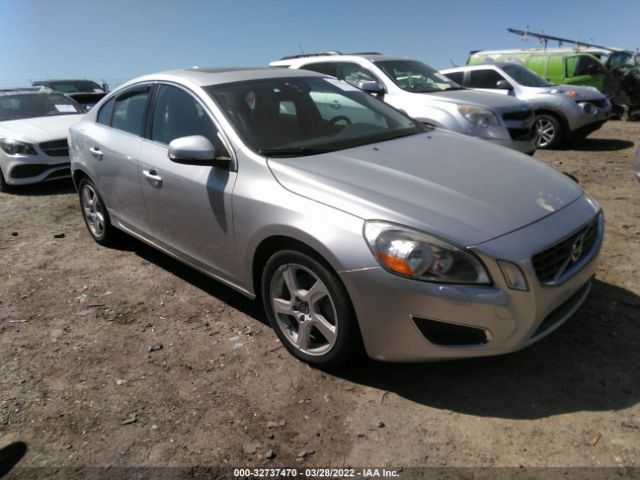 VOLVO S60 2012 yv1622fs2c2136447