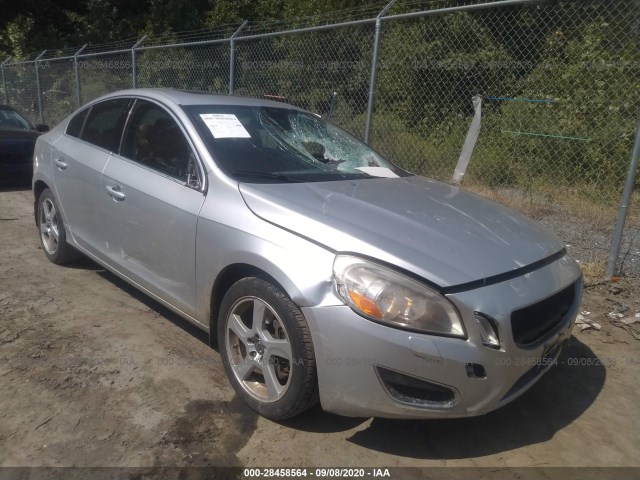 VOLVO S60 2012 yv1622fs3c2045784