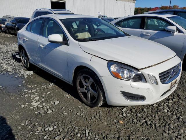 VOLVO S60 T5 2012 yv1622fs3c2096007