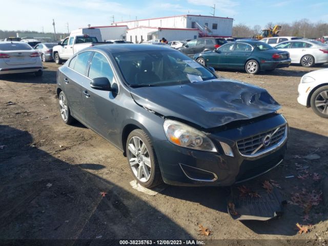 VOLVO S60 2012 yv1622fs3c2145206