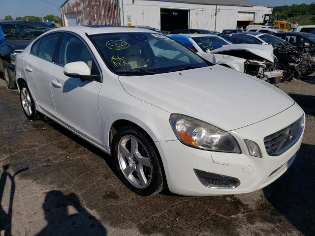 VOLVO S60 T5 2012 yv1622fs4c2032476