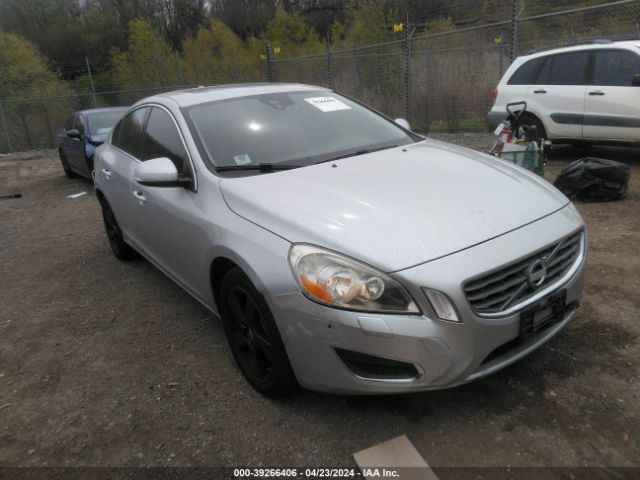 VOLVO S60 2012 yv1622fs5c2082061