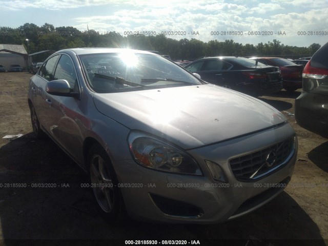 VOLVO S60 2012 yv1622fs6c2058089