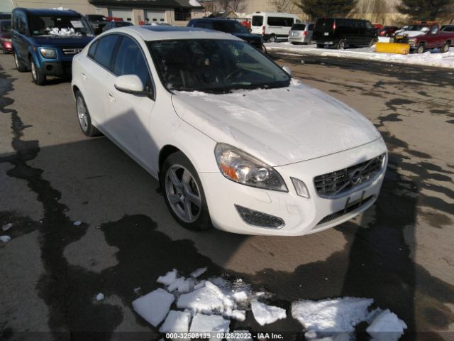 VOLVO S60 2012 yv1622fs8c2095516