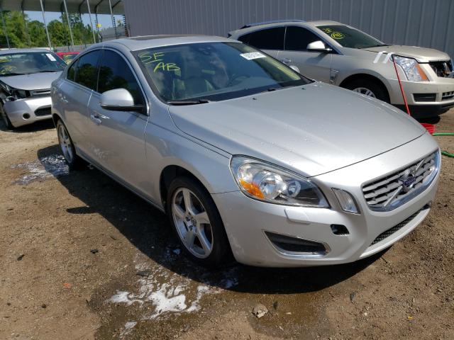 VOLVO S60 2012 yv1622fs8c2135500