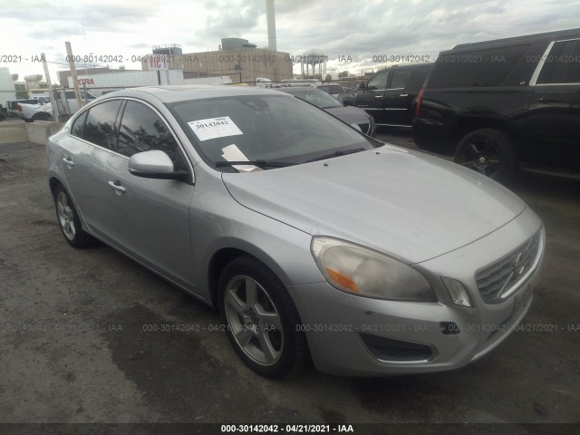 VOLVO S60 2012 yv1622fs9c2078983