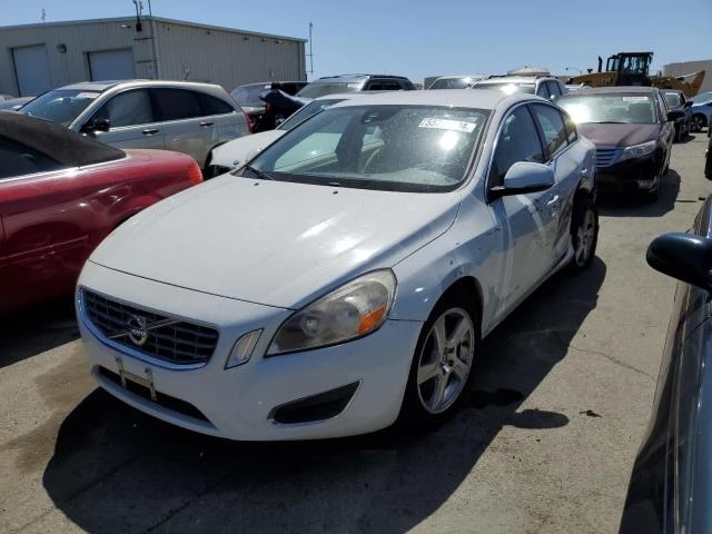 VOLVO S60 T5 2012 yv1622fs9c2133271