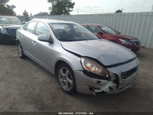 VOLVO S60 2012 yv1622fsxc2044115