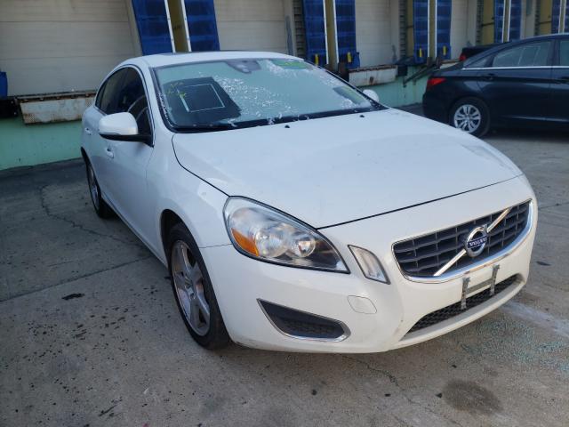 VOLVO S60 T5 2012 yv1622fsxc2089085