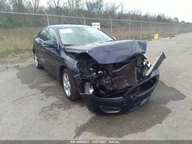 VOLVO S60 2012 yv1622fsxc2094447