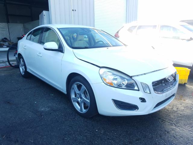 VOLVO S60 T5 2012 yv1622fsxc2134283