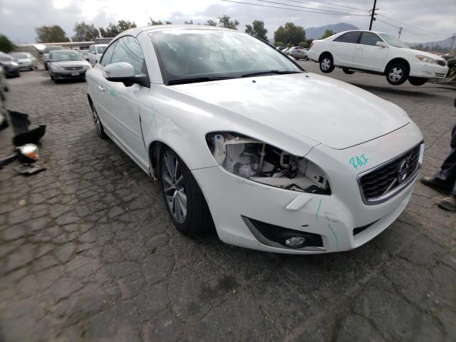 VOLVO C70 T5 2013 yv1672mc2dj137151