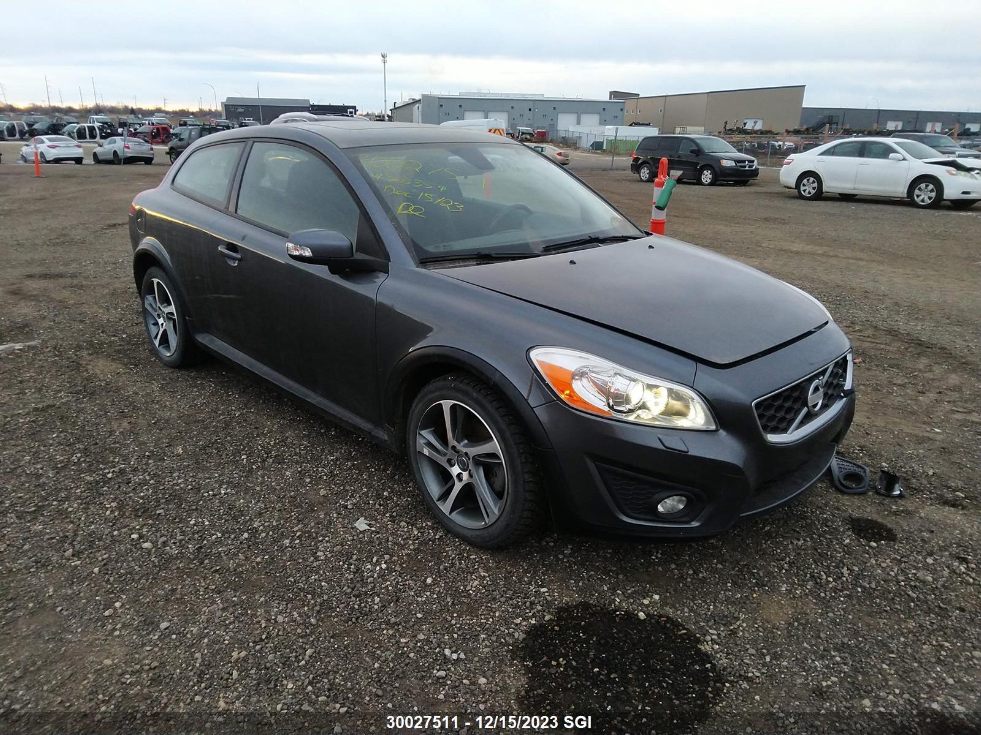 VOLVO C30 2013 yv1672mk0d2303359