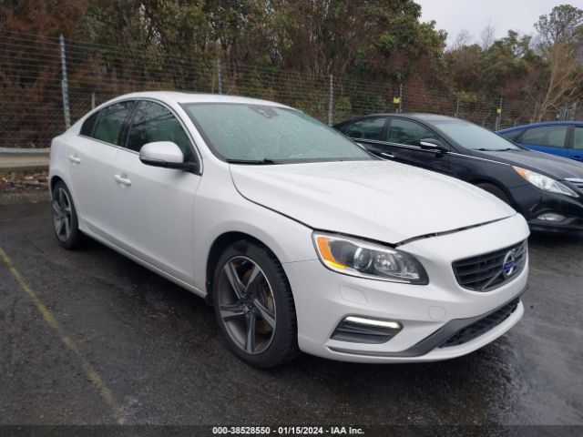 VOLVO S60 2015 yv1902th2f1318865